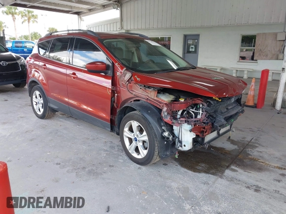 2016 Ford Escape SE with VIN 1FMCU0GX1GUB12017, listed as a IAAI auction lot 40760172 with 174,572 mi miles. Bid and sale history available at carsss.com. Image 1.