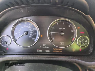 2017 BMW X3 sDrive28i with VIN 5UXWZ7C30H0V93495, listed as a Copart auction lot 52865645 with 64,102 mi miles and Salvage Title. Bid and sale history available at carsss.com. Image 9.