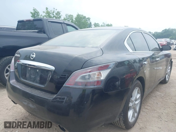 2014 Nissan Maxima S with VIN 1N4AA5AP6EC496752, listed as a IAAI auction lot 42682779 with 211,456 mi miles and . Bid and sale history available at DreamBid. Image 4.