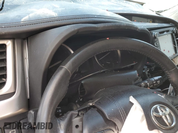 2018 Toyota Highlander Limited z VIN 5TDDZRFH1JS860268, wystawiony jako Copart lot #59696495 z przebiegiem Nie podano mil oraz Szkoda całkowita • Salvage title. Historia ofert i sprzedaży dostępna na DreamBid. Obrazek 9.