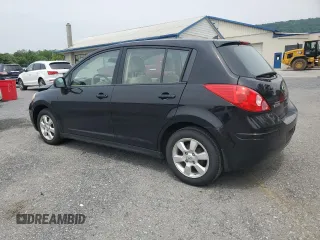2009 Nissan Versa SL с VIN 3N1BC13E79L475810, выставлен на аукционе Copart как лот 61073065 с пробегом 90 531 миль миль и Списание • Salvage title. История ставок и продаж доступна на DreamBid. Изображение 2.