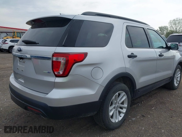 2016 Ford Explorer with VIN 1FM5K8B87GGB89406, listed as a IAAI auction lot 42131901 with 154,166 mi miles and . Bid and sale history available at carsss.com. Image 4.