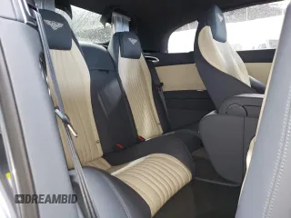 2016 Bentley Continental GT V8 z VIN SCBGT3ZA8GC051549, wystawiony jako Copart lot #50990475 z przebiegiem 15 306 mil mil oraz Szkody całkowita. Historia ofert i sprzedaży dostępna na DreamBid. Obrazek 10.