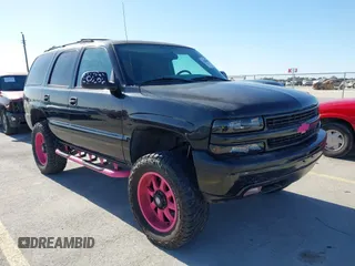 2004 Chevrolet Tahoe LT with VIN 1GNEC13ZX4R234118, listed as a IAAI auction lot 41840881 with 360,534 mi miles. Bid and sale history available at carsss.com. Image 1.