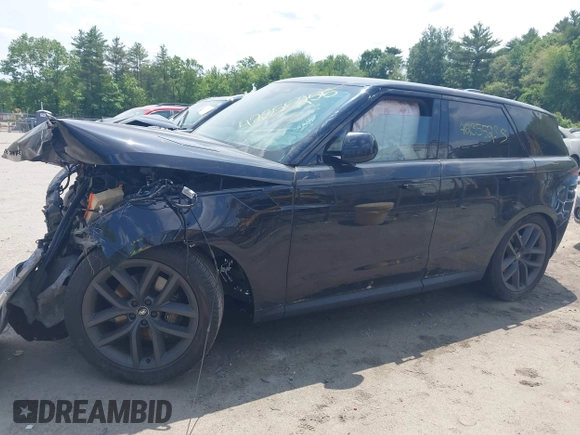 2024 Land Rover Range Rover Sport SE с VIN SAL1P9EU5RA181435, выставлен на аукционе IAAI как лот 42355255 с пробегом 19 130 миль миль и . История ставок и продаж доступна на DreamBid. Изображение 14.