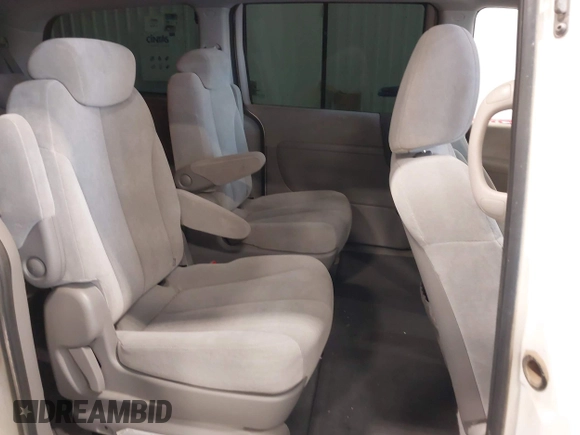 2008 Kia Sedona LX with VIN KNDMB233086197631, listed as a IAAI auction lot 42199325 with 134,130 mi miles and . Bid and sale history available at carsss.com. Image 8.