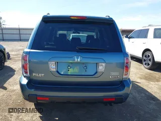 2007 Honda Pilot EX-L with VIN 5FNYF18517B028036, listed as a IAAI auction lot 41860675 with 61,217 mi miles and . Bid and sale history available at DreamBid. Image 17.