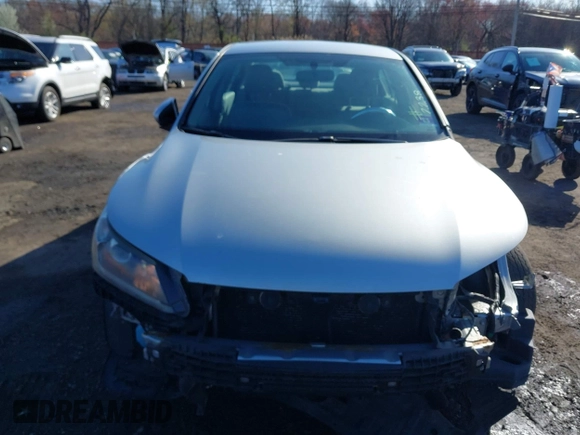 2014 Honda Accord Sedan LX with VIN 1HGCR2F33EA302238, listed as a IAAI auction lot 41984855 with 146,827 mi miles. Bid and sale history available at carsss.com. Image 12.