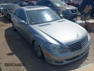 2008 Mercedes-Benz S 550 with VIN WDDNG71XX8A237550, listed as a IAAI auction lot 41682697 with 125,301 mi miles and . Bid and sale history available at DreamBid. Image 1.