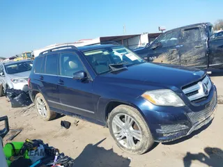 2014 Mercedes-Benz GLK 350 z VIN WDCGG5HB2EG315226, wystawiony jako IAAI lot #41141331 z przebiegiem 104 381 mil mil oraz . Historia ofert i sprzedaży dostępna na DreamBid. Obrazek 1.