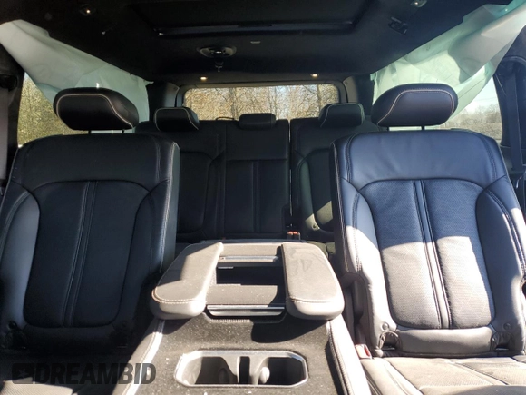2024 Jeep Grand Wagoneer Series II with VIN 1C4SJSFP1RS120557, listed as a Copart auction lot 50413175 with 26,448 mi miles and Clean title. Bid and sale history available at DreamBid. Image 10.