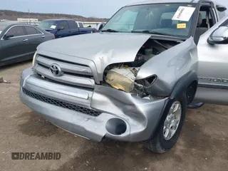 2006 Toyota Tundra SR5 with VIN 5TBRU34176S462165, listed as a IAAI auction lot 41694983 with 254,282 mi miles and . Bid and sale history available at DreamBid. Image 6.