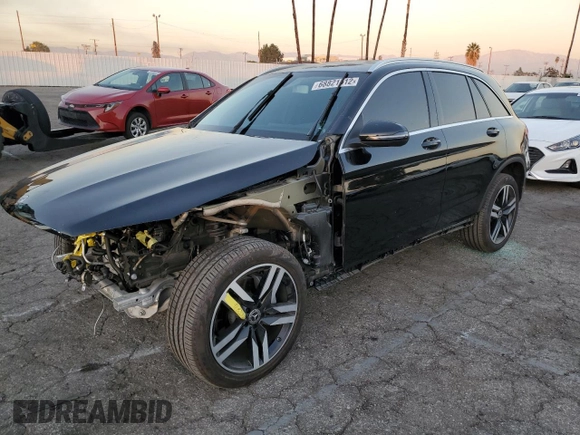 2020 Mercedes-Benz GLC with VIN WDC0G8DB7LF684501, listed as a Copart auction lot 68821512 with 0 mi miles. Bid and sale history available at carsss.com. Image 1.