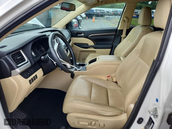 2015 Toyota Highlander Limited с VIN 5TDDKRFH9FS193378, выставлен на аукционе Copart как лот 63219085 с пробегом 111 969 миль миль и Списание • Salvage title. История ставок и продаж доступна на DreamBid. Изображение 7.