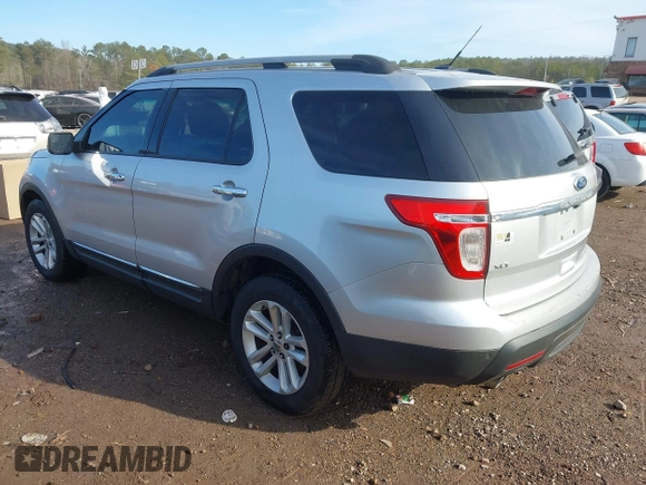 2011 Ford Explorer XLT with VIN 1FMHK7D8XBGA39836, listed as a IAAI auction lot 41314524 with 259,505 mi miles and . Bid and sale history available at carsss.com. Image 3.