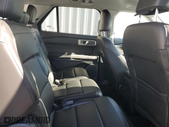 2024 Ford Explorer XLT with VIN 1FMSK7DH7RGA02632, listed as a Copart auction lot 49038645 with 31,704 mi miles and Non Repairable. Bid and sale history available at carsss.com. Image 11.