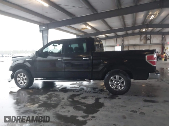 2014 Ford F-150 XL with VIN 1FTFW1CF1EKE50377, listed as a IAAI auction lot 41840173 with 221,366 mi miles. Bid and sale history available at carsss.com. Image 14.