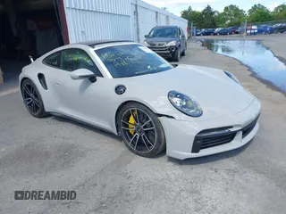 2025 Porsche 911 Turbo with VIN WP0AD2A99SS265136, listed as a IAAI auction lot 41924492 with 352 mi miles. Bid and sale history available at carsss.com. Image 1.