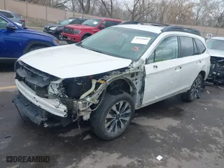 2015 Subaru Outback 2.5i Limited with VIN 4S4BSAJC5F3246157, listed as a IAAI auction lot 41931664 with 166,061 mi miles. Bid and sale history available at carsss.com. Image 2.
