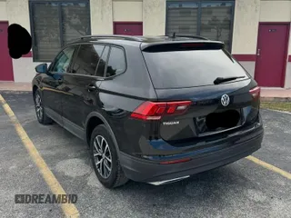 2021 Volkswagen Tiguan S with VIN 3VV1B7AX9MM105997, listed as a Copart auction lot 60985105 with 146,399 mi miles and Clean title. Bid and sale history available at DreamBid. Image 3.