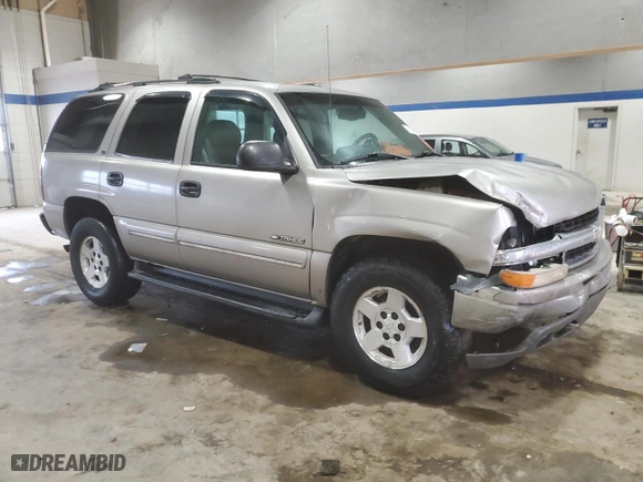 2000 Chevrolet New Tahoe LT with VIN 1GNEK13T3YJ210858, listed as a Copart auction lot 43458245 with 256,376 mi miles and Salvage Title. Bid and sale history available at carsss.com. Image 4.