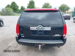 2011 Cadillac Escalade ESV Premium with VIN 1GYS4JEF6BR302370, listed as a IAAI auction lot 42519049 with 169,002 mi miles and . Bid and sale history available at DreamBid. Image 16.