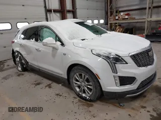 2020 Cadillac XT5 Premium Luxury AWD with VIN 1GYKNDRS4LZ163721, listed as a IAAI auction lot 41589733 with 41,776 mi miles. Bid and sale history available at carsss.com. Image 1.
