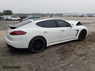2016 Porsche Panamera 4 with VIN WP0AA2A71GL006245, listed as a Copart auction lot 44398474 with 128,381 mi miles. Bid and sale history available at carsss.com. Image 3.
