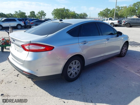 2014 Ford Fusion S with VIN 3FA6P0G7XER124010, listed as a IAAI auction lot 41899089 with 115,406 mi miles. Bid and sale history available at carsss.com. Image 4.