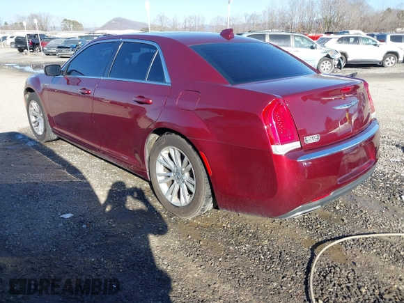 2016 Chrysler 300 Anniversary Edition z VIN 2C3CCAAG7GH248441, wystawiony jako IAAI lot #41450063 z przebiegiem 139 732 mil mil oraz . Historia ofert i sprzedaży dostępna na DreamBid. Obrazek 3.