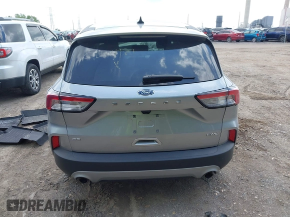 2022 Ford Escape SE z VIN 1FMCU9G62NUB34729, wystawiony jako IAAI lot #42202065 z przebiegiem 22 706 mil mil oraz . Historia ofert i sprzedaży dostępna na DreamBid. Obrazek 16.