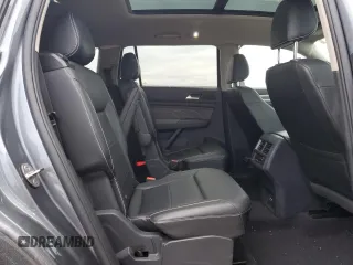 2021 Volkswagen Atlas SEL R-Line z VIN 1V2SR2CA5MC589807, wystawiony jako Copart lot #89106905 z przebiegiem 62 864 mil mil oraz Szkoda całkowita • Salvage title. Historia ofert i sprzedaży dostępna na DreamBid. Obrazek 11.