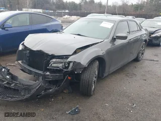 2018 Chrysler 300 with VIN 2C3CCAGGXJH226593, listed as a IAAI auction lot 41813976 with 114,557 mi miles. Bid and sale history available at carsss.com. Image 17.