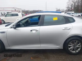 2019 Kia Optima LX with VIN 5XXGT4L31KG348622, listed as a IAAI auction lot 41726487 with 100,286 mi miles. Bid and sale history available at carsss.com. Image 14.