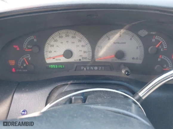 2001 Ford F-150 SuperCrew XLT with VIN 1FTRW07L51KB10800, listed as a IAAI auction lot 41987752 with 199,314 mi miles. Bid and sale history available at carsss.com. Image 7.