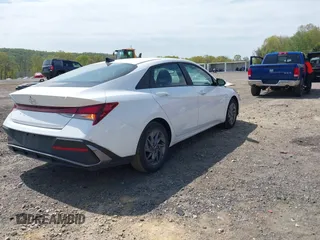 2024 Hyundai Elantra SEL with VIN KMHLM4DG5RU641629, listed as a IAAI auction lot 42137743 with 34,881 mi miles and . Bid and sale history available at DreamBid. Image 4.