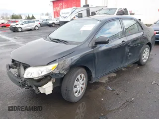 2010 Toyota Corolla z VIN JTDBU4EE0AJ060574, wystawiony jako IAAI lot #41799264 z przebiegiem 116 031 mil mil oraz . Historia ofert i sprzedaży dostępna na DreamBid. Obrazek 2.