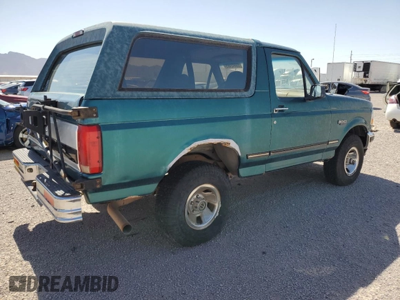 1996 Ford Bronco XL with VIN 1FMEU15N4TLB84331, listed as a Copart auction lot 55642465 with 204,915 mi miles and Clean Title. Bid and sale history available at carsss.com. Image 3.