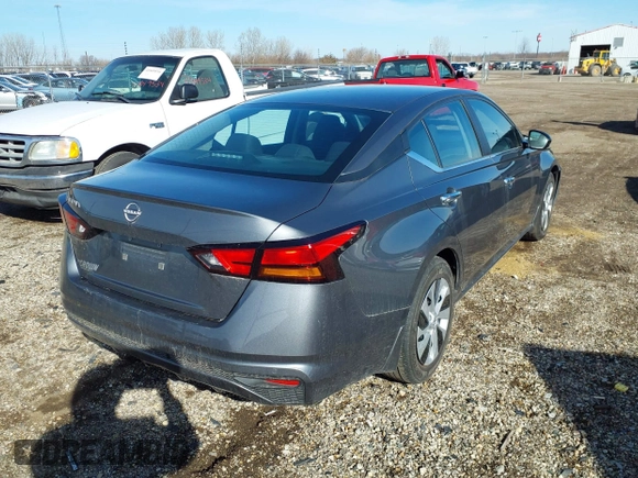2024 Nissan Altima 2.5 S with VIN 1N4BL4BV2RN343253, listed as a IAAI auction lot 41847291 with 42,928 mi miles. Bid and sale history available at carsss.com. Image 4.