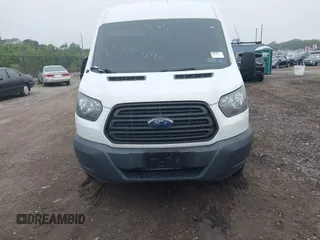 2016 Ford Transit Cargo z VIN 1FTBW2CM3GKA02227, wystawiony jako IAAI lot #42299621 z przebiegiem 145 070 mil mil oraz . Historia ofert i sprzedaży dostępna na DreamBid. Obrazek 11.