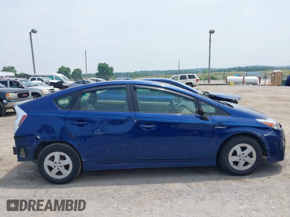 2010 Toyota Prius II z VIN JTDKN3DU0A1312341, wystawiony jako IAAI lot #42411485 z przebiegiem 233 268 mil mil oraz . Historia ofert i sprzedaży dostępna na DreamBid. Obrazek 13.