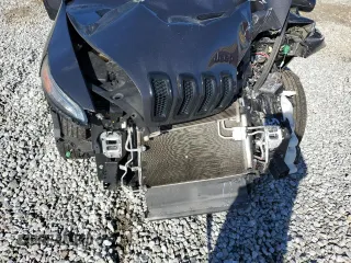 2018 Jeep Cherokee Latitude with VIN 1C4PJLCB2JD604797, listed as a Copart auction lot 47785685 with Not Provided miles and Salvage Title. Bid and sale history available at carsss.com. Image 12.