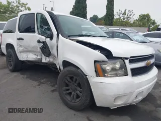2007 Chevrolet Suburban LTZ с VIN 1GNFC16077R223342, выставлен на аукционе IAAI как лот 42513496 с пробегом 256 637 миль миль и . История ставок и продаж доступна на DreamBid. Изображение 1.