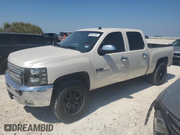 2013 Chevrolet Silverado 1500 LT with VIN 3GCPCSE04DG203551, listed as a Copart auction lot 80787474 with 211,558 mi miles and Salvage Title. Bid and sale history available at DreamBid. Image 1.