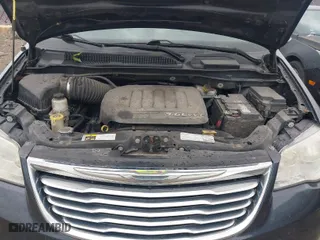 2013 Chrysler Town & Country Touring-L with VIN 2C4RC1CG6DR714885, listed as a IAAI auction lot 41906519 with 159,979 mi miles. Bid and sale history available at carsss.com. Image 10.