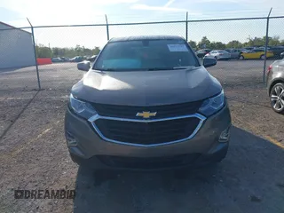 2018 Chevrolet Equinox LT z VIN 3GNAXJEV9JL115685, wystawiony jako IAAI lot #40373717 z przebiegiem 95 103 mil mil oraz . Historia ofert i sprzedaży dostępna na DreamBid. Obrazek 12.