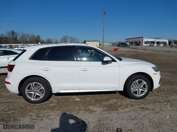 2018 Audi Q5 Premium with VIN WA1ANAFY4J2212232, listed as a IAAI auction lot 41416784 with 96,801 mi miles. Bid and sale history available at carsss.com. Image 13.