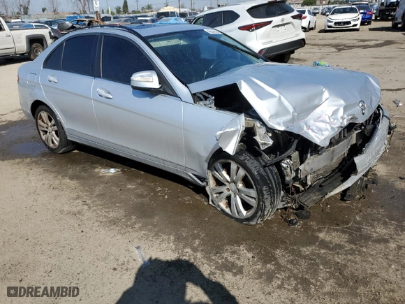 2008 Mercedes-Benz C-Class 3.0L Sport with VIN WDDGF54X28F090008, listed as a Copart auction lot 46546195 with 273,141 mi miles and Salvage Title. Bid and sale history available at carsss.com. Image 4.