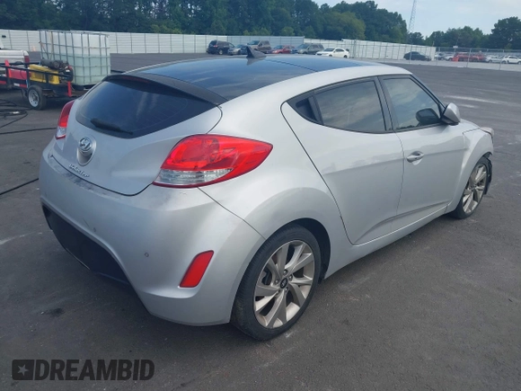 2016 Hyundai Veloster with VIN KMHTC6AD8GU301395, listed as a IAAI auction lot 42634620 with 115,551 mi miles and . Bid and sale history available at DreamBid. Image 4.