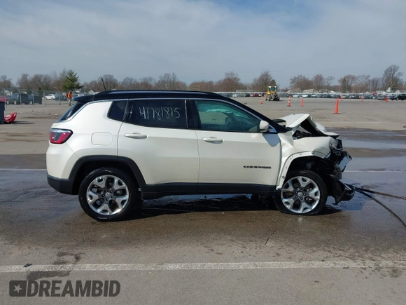 2020 Jeep Compass Limited with VIN 3C4NJDCB8LT101334, listed as a IAAI auction lot 41781815 with 44,144 mi miles. Bid and sale history available at carsss.com. Image 13.